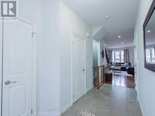 1043 Oakcrossing Gate, London, ON - Indoor Photo Showing Other Room