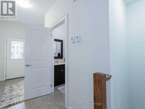 1043 Oakcrossing Gate, London, ON - Indoor Photo Showing Other Room