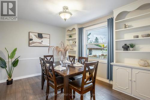 1208 Guildwood Boulevard, London, ON - Indoor Photo Showing Dining Room