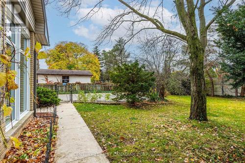 1208 Guildwood Boulevard, London, ON - Outdoor