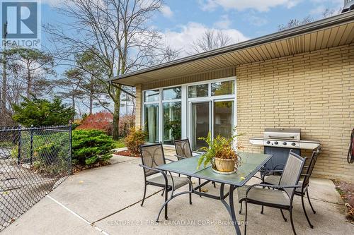 1208 Guildwood Boulevard, London, ON - Outdoor With Deck Patio Veranda