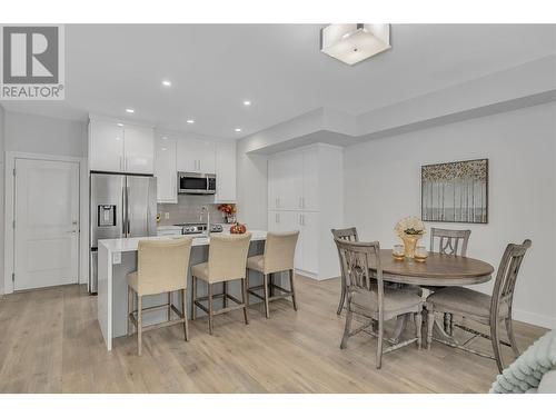 115 Wyndham Crescent Unit# 27, Kelowna, BC - Indoor Photo Showing Dining Room