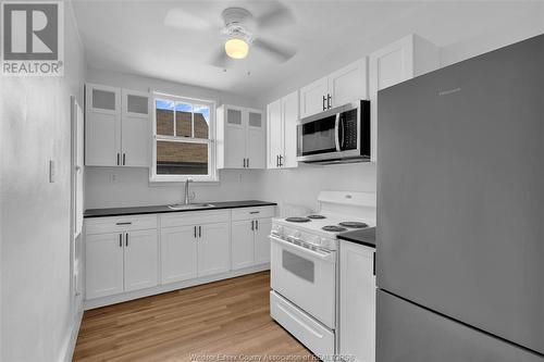 476 Parent Ave Unit# 6, Windsor, ON - Indoor Photo Showing Kitchen