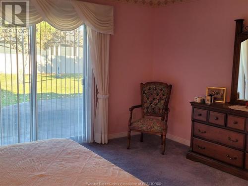 9770 Menard, Windsor, ON - Indoor Photo Showing Bedroom