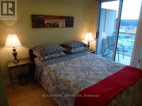 756 - 313 Richmond Street, Toronto, ON - Indoor Photo Showing Bedroom