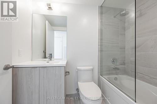 6811 - 138 Downes Street, Toronto, ON - Indoor Photo Showing Bathroom