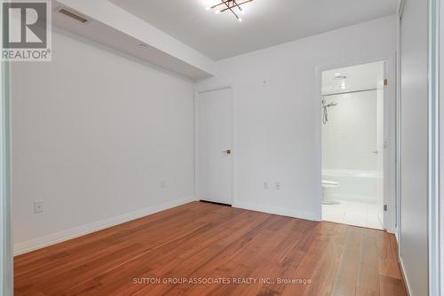 413 - 835 St Clair Avenue W, Toronto, ON - Indoor Photo Showing Other Room