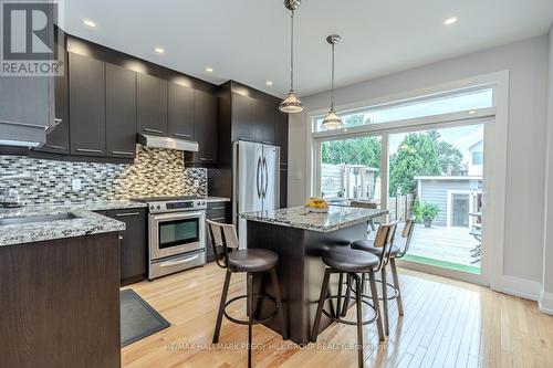 18 Epsom Avenue, Toronto, ON - Indoor Photo Showing Kitchen With Stainless Steel Kitchen With Upgraded Kitchen