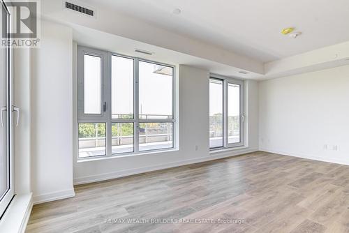 627 - 150 Logan Avenue, Toronto, ON - Indoor Photo Showing Other Room