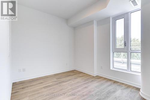 627 - 150 Logan Avenue, Toronto, ON - Indoor Photo Showing Other Room