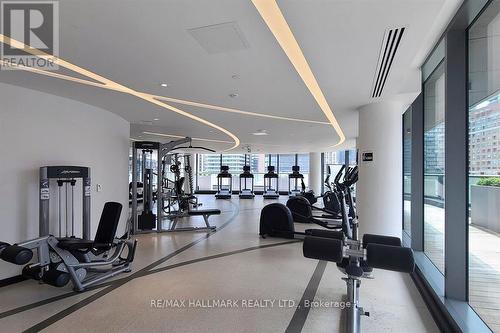 3909 - 11 Wellesley Street W, Toronto, ON - Indoor Photo Showing Gym Room