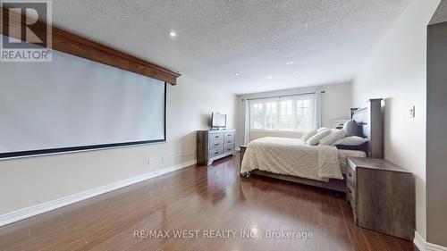 201 - 1995 Royal Road, Pickering, ON - Indoor Photo Showing Bedroom