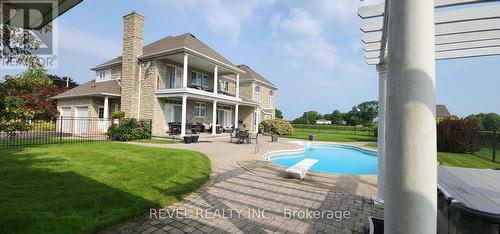 1895 Concession 4 Road, Niagara-On-The-Lake, ON - Outdoor With In Ground Pool