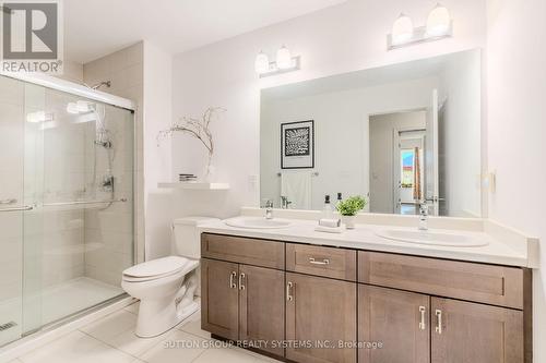 9 Whitton Drive, Brantford, ON - Indoor Photo Showing Bathroom