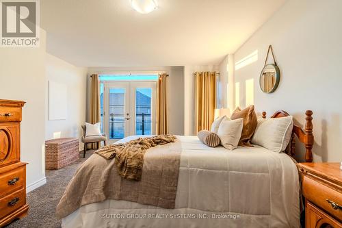 9 Whitton Drive, Brantford, ON - Indoor Photo Showing Bedroom