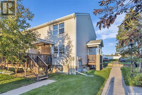 12 210 Camponi Place, Saskatoon, SK - Outdoor