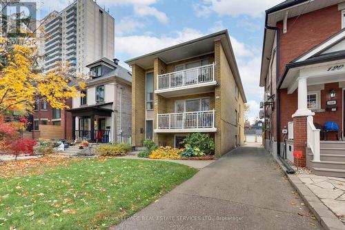 118 High Park Avenue, Toronto, ON - Outdoor With Facade