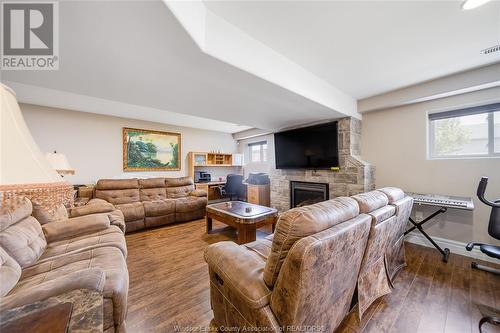 878 Southwood, Lakeshore, ON - Indoor Photo Showing Living Room With Fireplace