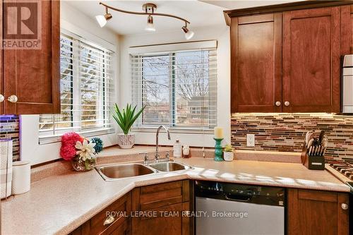 127 Grant Boulevard, Renfrew, ON - Indoor Photo Showing Kitchen With Double Sink