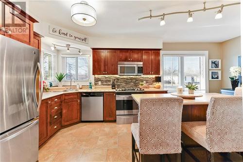 Plenty of cabinets - 127 Grant Boulevard, Renfrew, ON - Indoor Photo Showing Kitchen