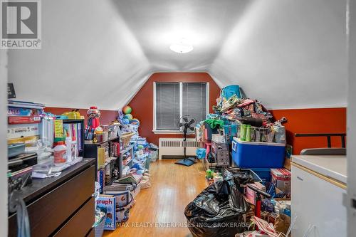 496 Carlton Street, St. Catharines, ON - Indoor