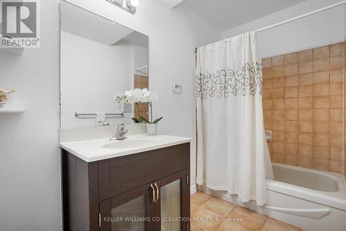 1136 Bronte Road, Oakville, ON - Indoor Photo Showing Bathroom