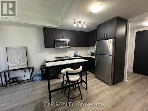 238 - 85 Attmar Drive, Brampton, ON - Indoor Photo Showing Kitchen