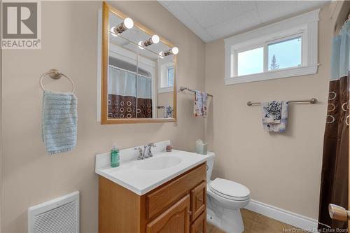 228 Norris Road, Saint John, NB - Indoor Photo Showing Bathroom