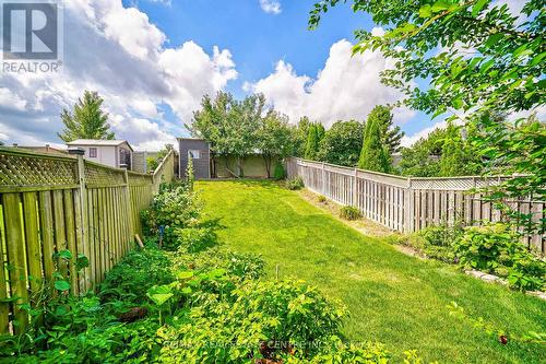 32 Cedarville Drive, Hamilton, ON - Outdoor