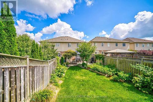 32 Cedarville Drive, Hamilton, ON - Outdoor