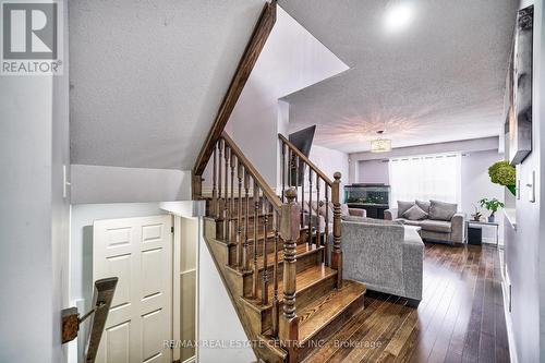 32 Cedarville Drive, Hamilton, ON - Indoor Photo Showing Other Room