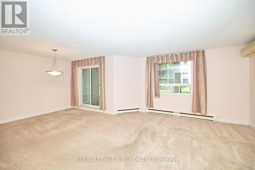 113 - 4658 Drummond Road, Niagara Falls (211 - Cherrywood), ON - Indoor Photo Showing Other Room