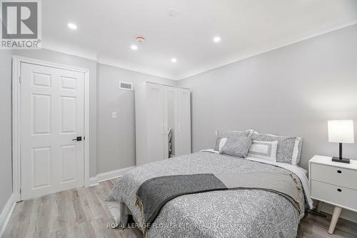 774 Belmont Avenue, Kitchener, ON - Indoor Photo Showing Bedroom