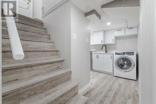 774 Belmont Avenue, Kitchener, ON - Indoor Photo Showing Laundry Room