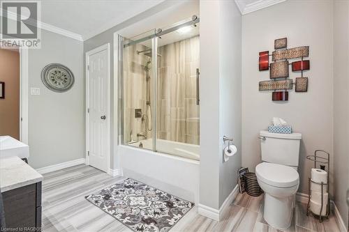 758169 Girl Guide Road, Georgian Bluffs, ON - Indoor Photo Showing Bathroom