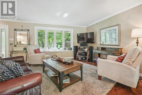 758169 Girl Guide Road, Georgian Bluffs, ON - Indoor Photo Showing Living Room