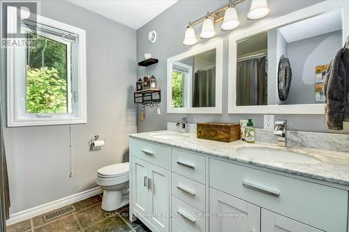 639 Brethour Road, Hastings Highlands, ON - Indoor Photo Showing Bathroom