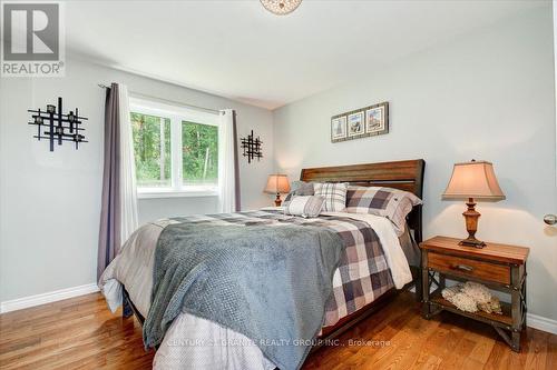 639 Brethour Road, Hastings Highlands, ON - Indoor Photo Showing Bedroom