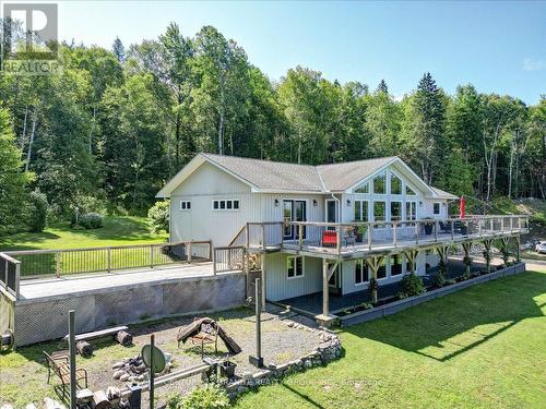 639 Brethour Road, Hastings Highlands, ON - Outdoor With Deck Patio Veranda