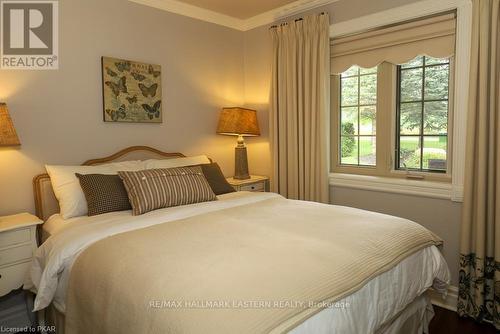 1728 Westview Point Road, Smith-Ennismore-Lakefield, ON - Indoor Photo Showing Bedroom