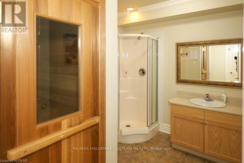 1728 Westview Point Road, Smith-Ennismore-Lakefield, ON - Indoor Photo Showing Bathroom