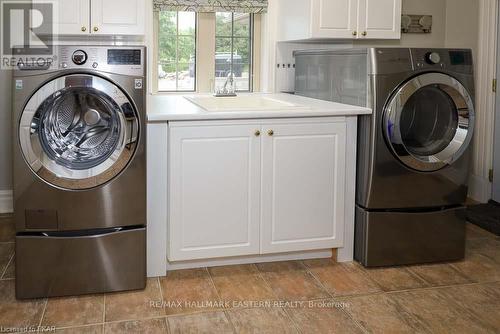 1728 Westview Point Road, Smith-Ennismore-Lakefield, ON - Indoor Photo Showing Laundry Room