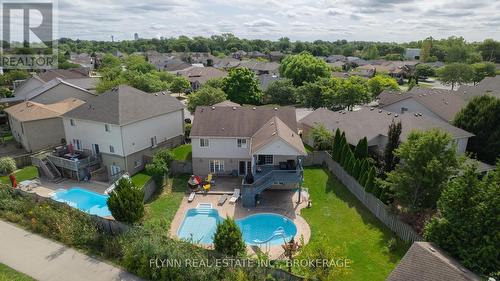 8207 Beaver Glen Drive, Niagara Falls (213 - Ascot), ON - Outdoor With In Ground Pool With Deck Patio Veranda With View