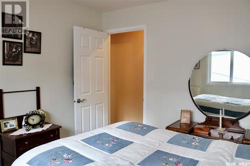 602 Mountain Street, Moosomin, SK - Indoor Photo Showing Bedroom