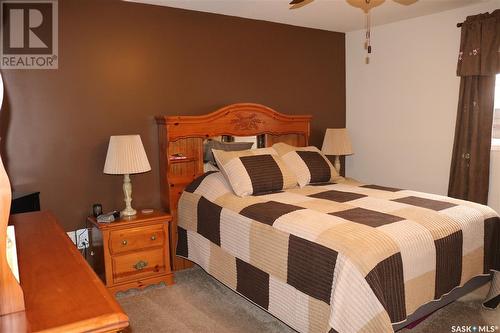 602 Mountain Street, Moosomin, SK - Indoor Photo Showing Bedroom