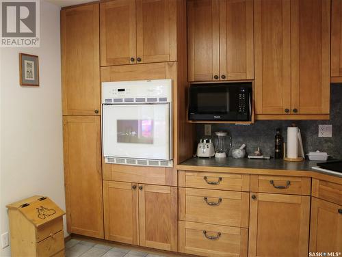 602 Mountain Street, Moosomin, SK - Indoor Photo Showing Kitchen