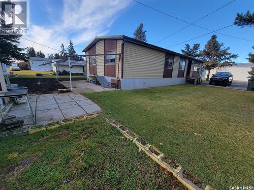 310 5Th Street W, Wilkie, SK 