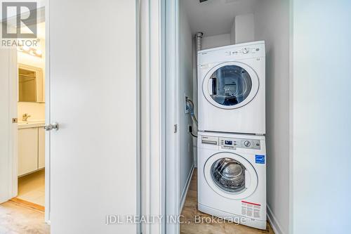 217 - 1800 Simcoe Street N, Oshawa, ON - Indoor Photo Showing Laundry Room