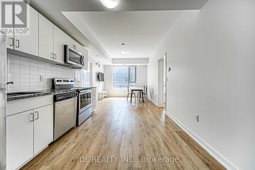 217 - 1800 Simcoe Street N, Oshawa, ON - Indoor Photo Showing Kitchen With Upgraded Kitchen