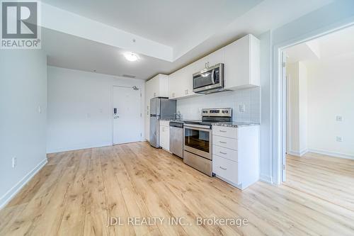 217 - 1800 Simcoe Street N, Oshawa, ON - Indoor Photo Showing Kitchen